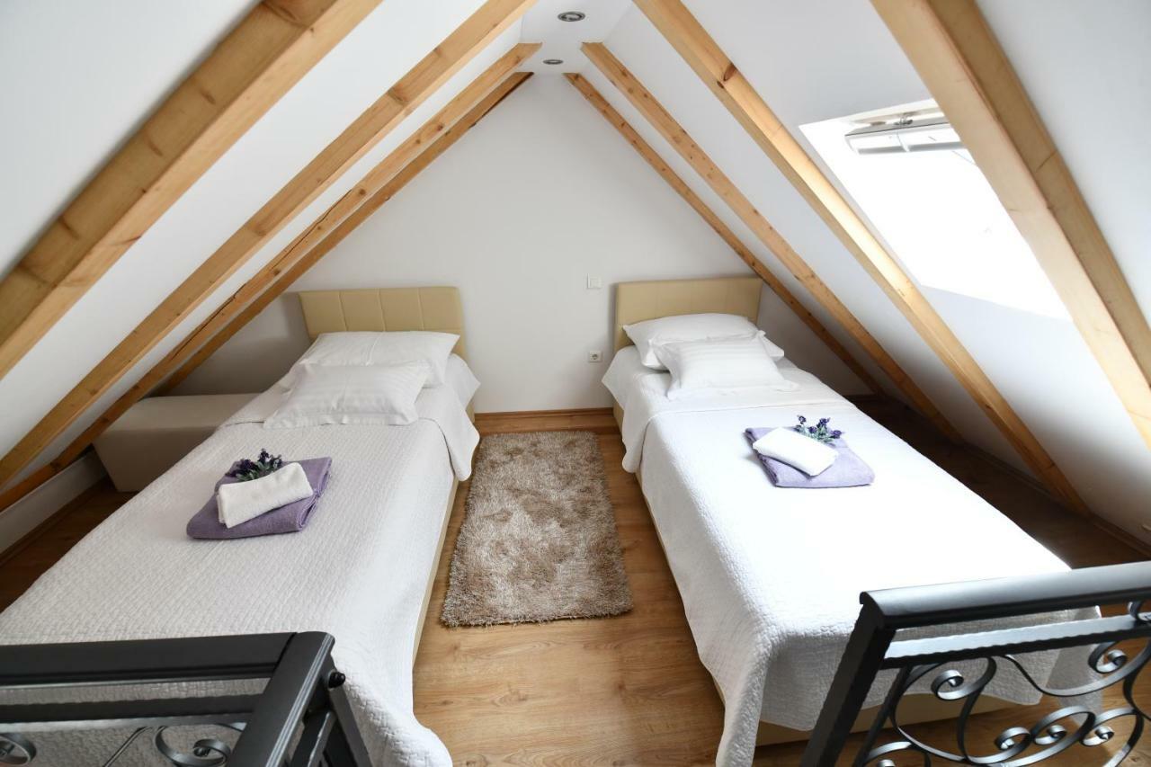Apartment Lavanda Sinj Eksteriør billede
