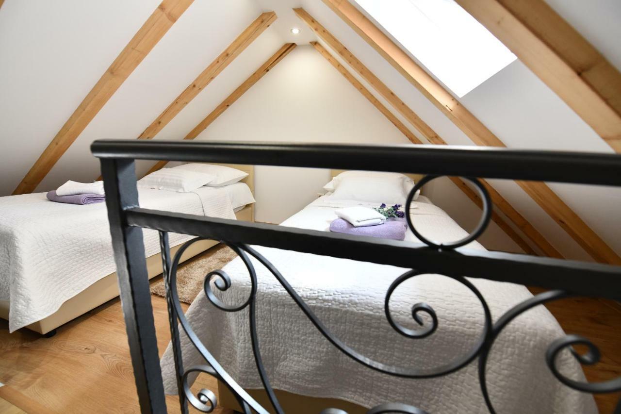 Apartment Lavanda Sinj Eksteriør billede