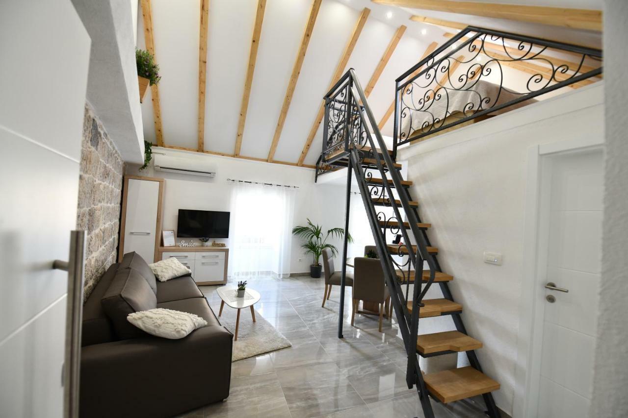 Apartment Lavanda Sinj Eksteriør billede